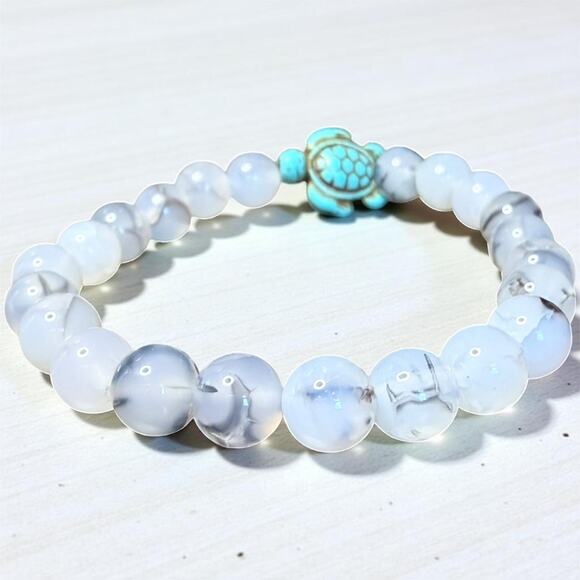 Turquoise Turtle Beaded Agate Stretch Bracelet - Picture 2 of 4